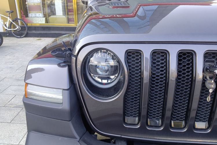 Used Jeep Wrangler 2022 2.0T High Altitude Four-Door Edition Right Front Headlight