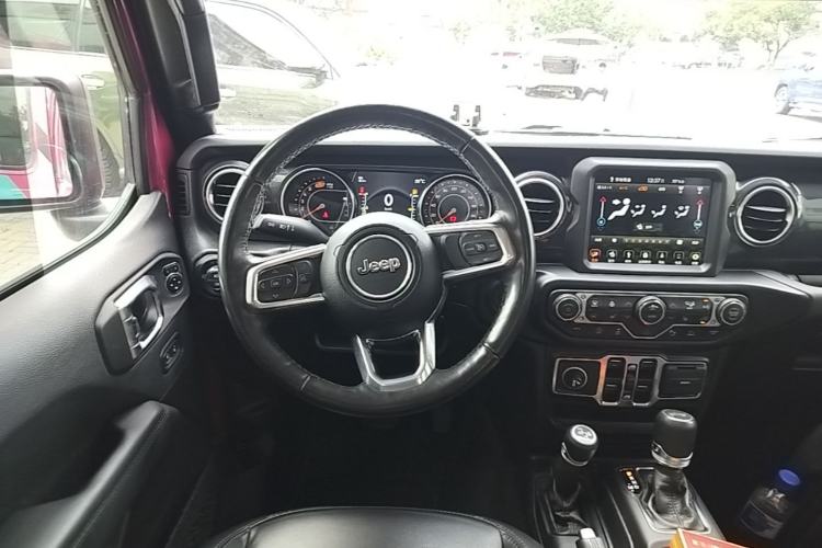 Used Jeep Wrangler 2022 2.0T High Altitude Bahamas Sand Pink Special Edition Steering Wheel