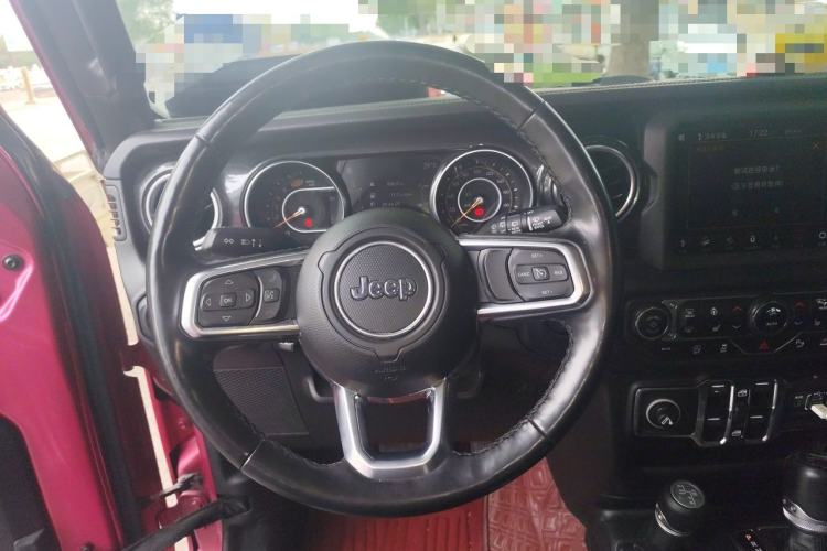 Used Jeep Wrangler 2022 2.0T High Altitude Bahamas Sand Pink Special Edition Steering Wheel