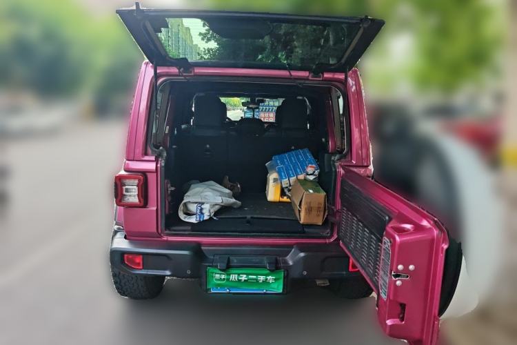 Used Jeep Wrangler 2022 2.0T High Altitude Bahamas Sand Pink Special Edition Trunk
