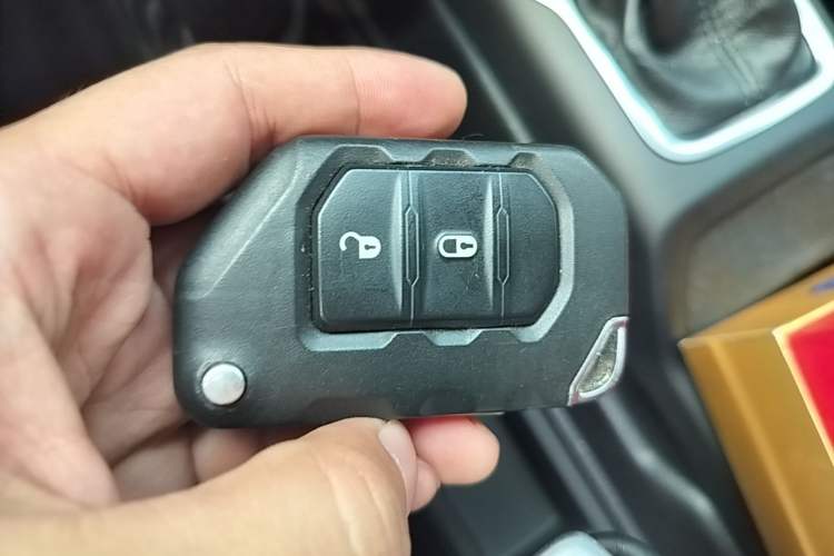 Used Jeep Wrangler 2022 2.0T High Altitude Bahamas Sand Pink Special Edition Vehicle Key