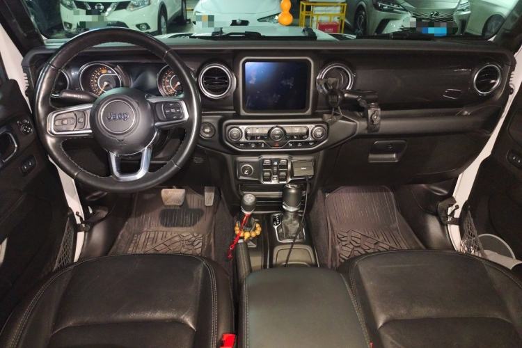 Used Jeep Wrangler 2022 2.0T High Altitude Four-Door Edition Center Console