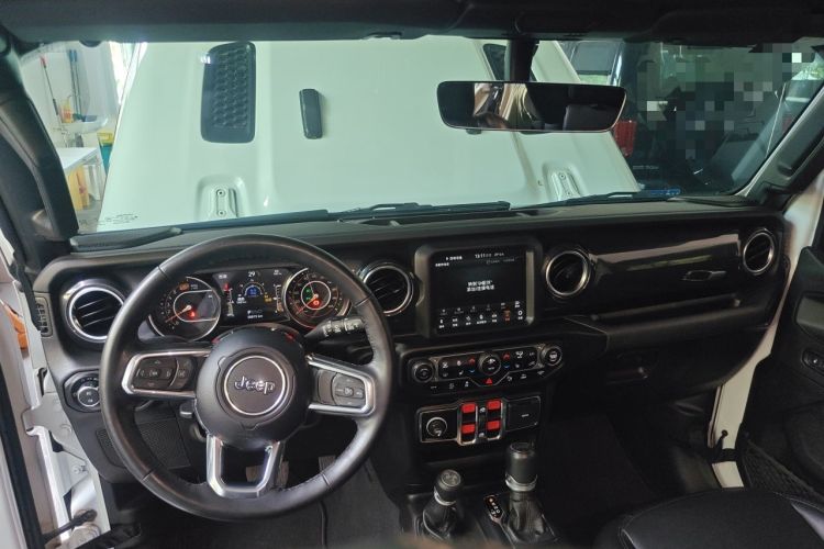 Used Jeep Wrangler 2022 2.0T High Altitude Four-Door Edition Center Console
