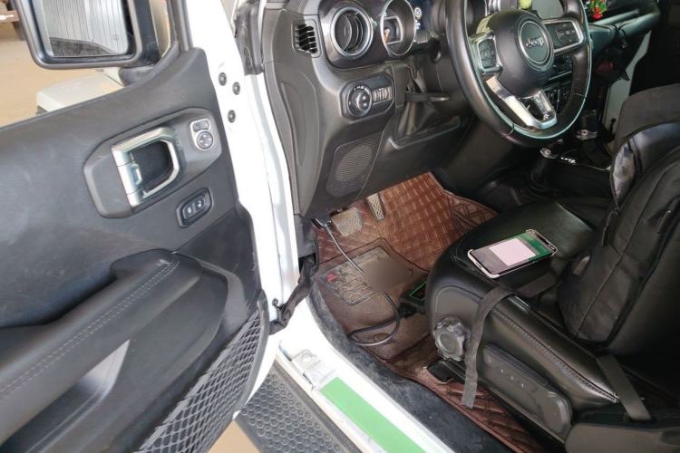 Used Jeep Wrangler 2022 2.0T High Altitude Four-Door Edition Driver Seat