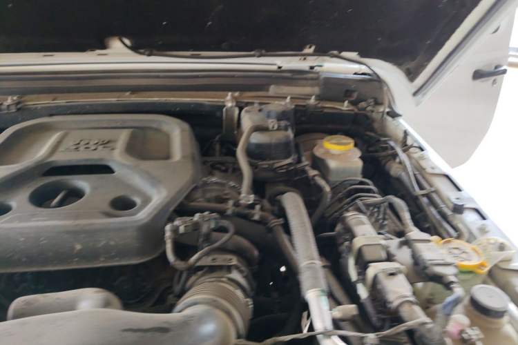 Used Jeep Wrangler 2022 2.0T High Altitude Four-Door Edition Engine Bay Left