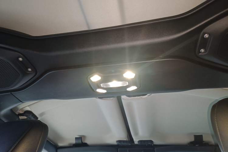Used Jeep Wrangler 2022 2.0T High Altitude Four-Door Edition Headliner