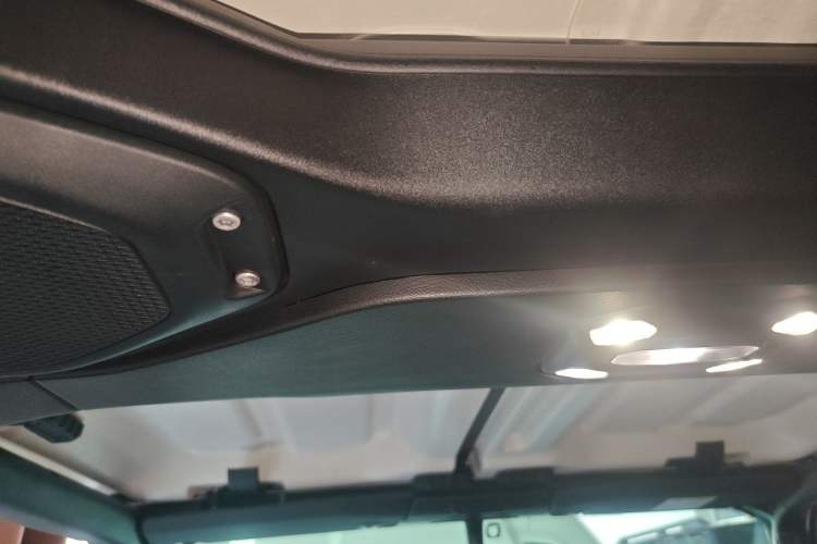 Used Jeep Wrangler 2022 2.0T High Altitude Four-Door Edition Headliner