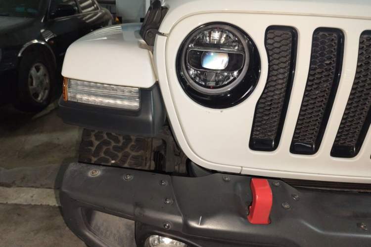 Used Jeep Wrangler 2022 2.0T High Altitude Four-Door Edition Right Front Headlight
