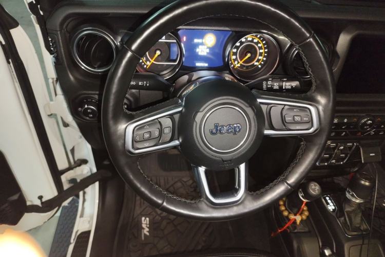 Used Jeep Wrangler 2022 2.0T High Altitude Four-Door Edition Steering Wheel