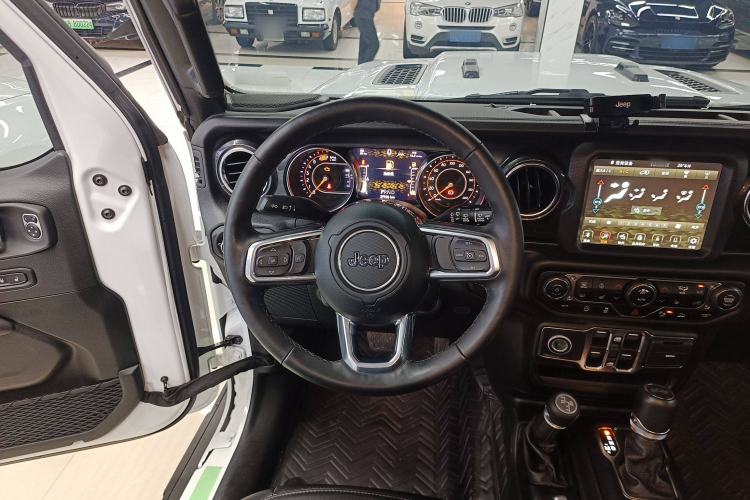 Used Jeep Wrangler 2022 2.0T High Altitude Four-Door Edition Steering Wheel