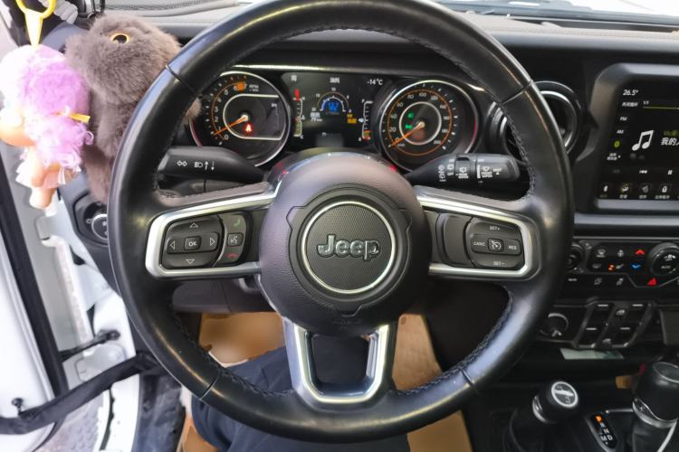 Used Jeep Wrangler 2022 2.0T High Altitude Four-Door Edition Steering Wheel