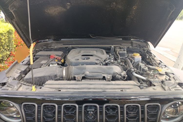Used Jeep Wrangler 2024 2.0T Robin Hood Four-Door Edition Engine Bay
