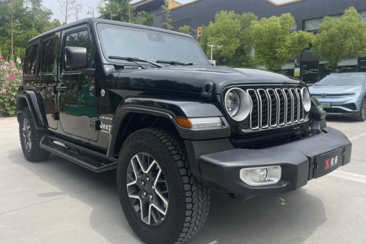 Used Jeep Wrangler 2024 2.0T Sahara Four-Door Edition Exterior 1