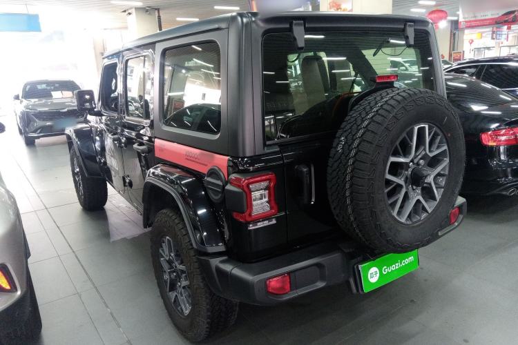 Used Jeep Wrangler 2024 2.0T Sahara Four-Door Edition Exterior 2