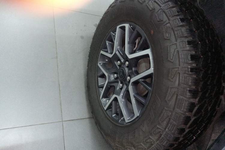 Used Jeep Wrangler 2024 2.0T Sahara Four-Door Edition Exterior 5