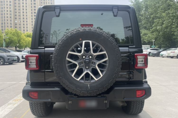 Used Jeep Wrangler 2024 2.0T Sahara Four-Door Edition Exterior 7