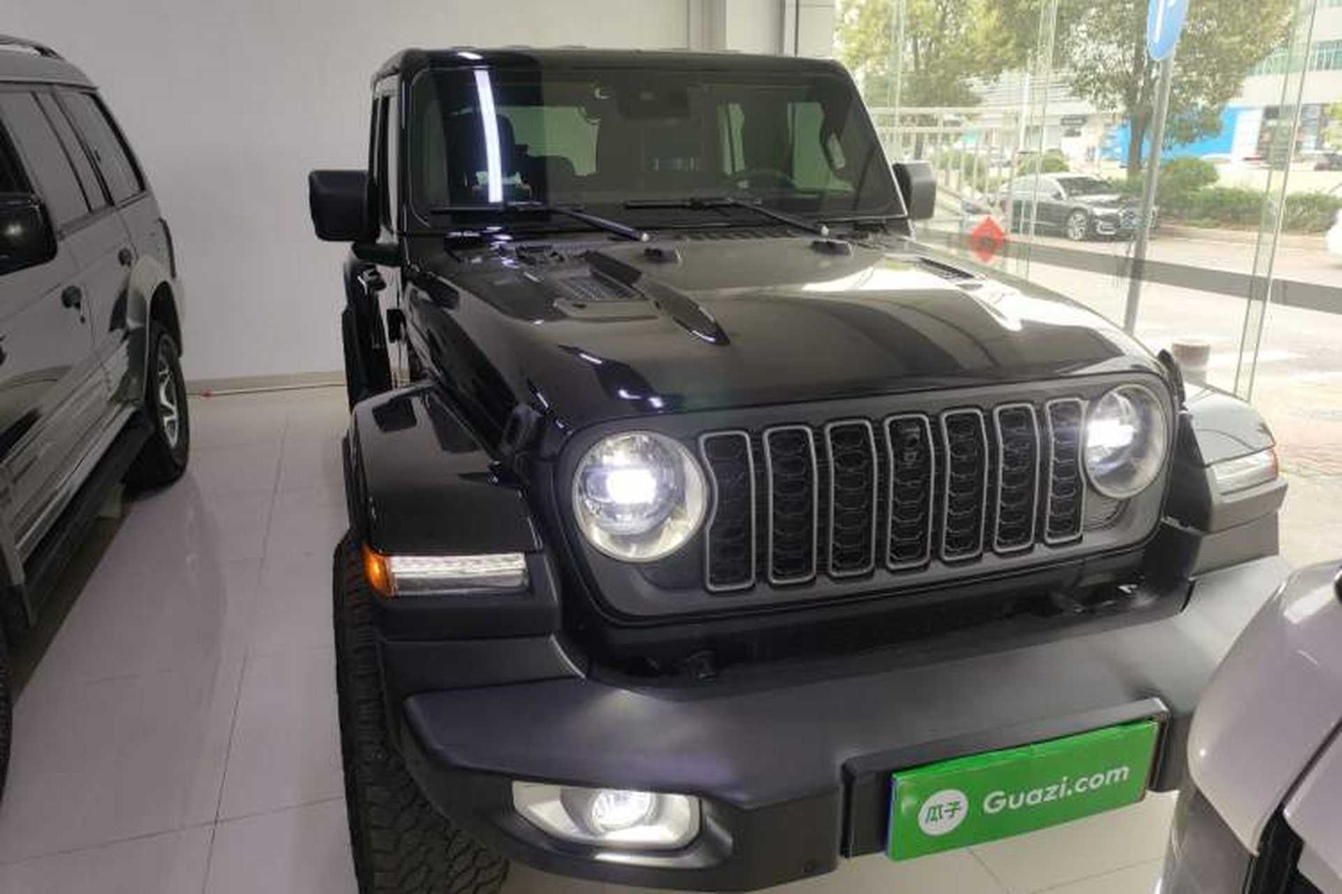 Used Jeep Wrangler 2024 2.0T Sahara Four-Door Edition Front