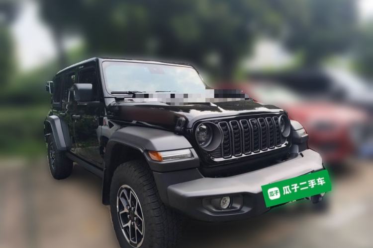 Used Jeep Wrangler 2024 2.0T Robin Hood Four-Door Edition Front Right 45 Deg