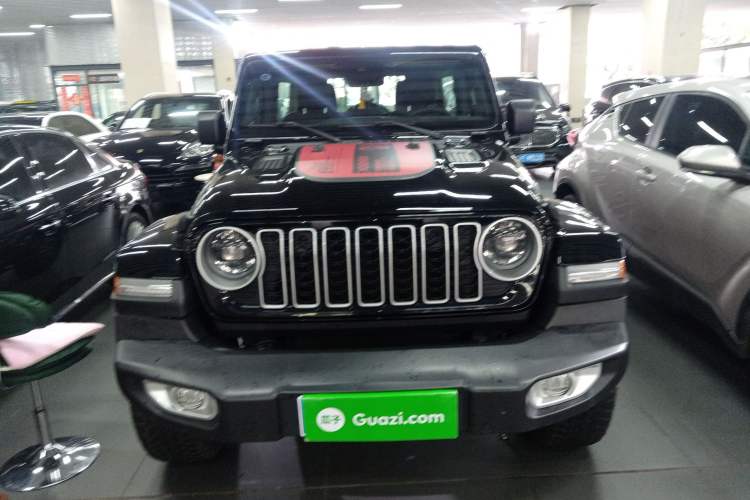 Used Jeep Wrangler 2024 2.0T Sahara Four-Door Edition Front