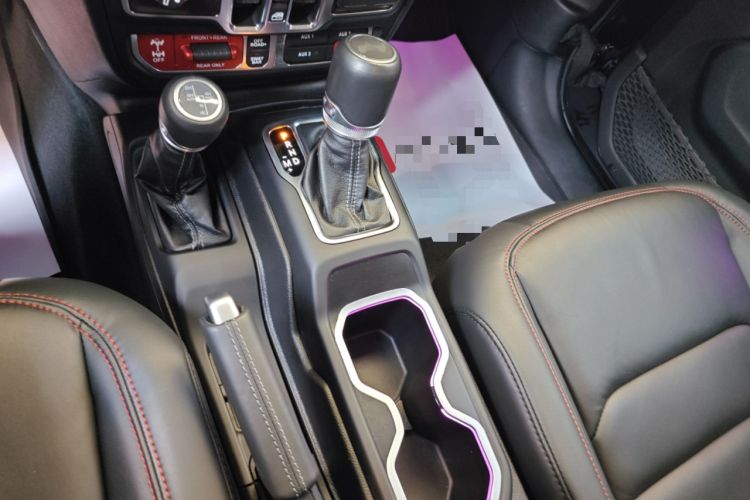 Used Jeep Wrangler 2024 2.0T Robin Hood Four-Door Edition Gear Lever