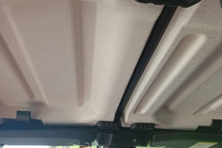 Used Jeep Wrangler 2024 2.0T Robin Hood Four-Door Edition Headliner