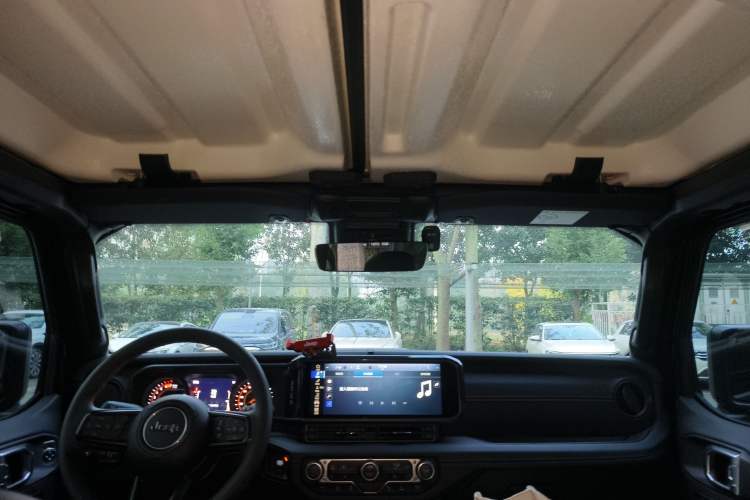 Used Jeep Wrangler 2024 2.0T Robin Hood Four-Door Edition Headliner