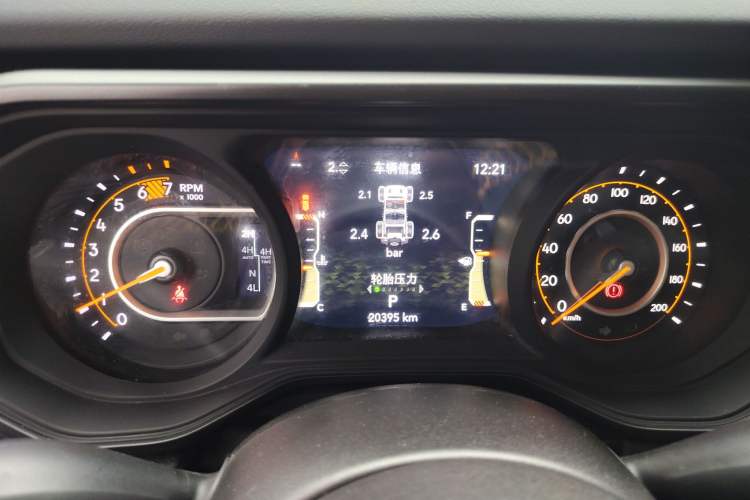 Used Jeep Wrangler 2024 2.0T Sahara Four-Door Edition Instrument Cluster