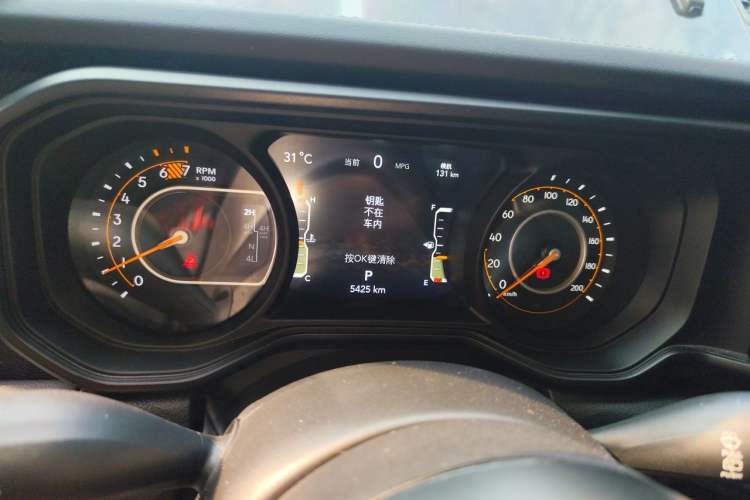 Used Jeep Wrangler 2024 2.0T Robin Hood Four-Door Edition Instrument Cluster