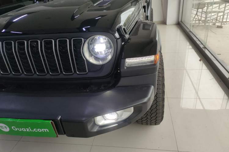 Used Jeep Wrangler 2024 2.0T Sahara Four-Door Edition Left Front Headlight