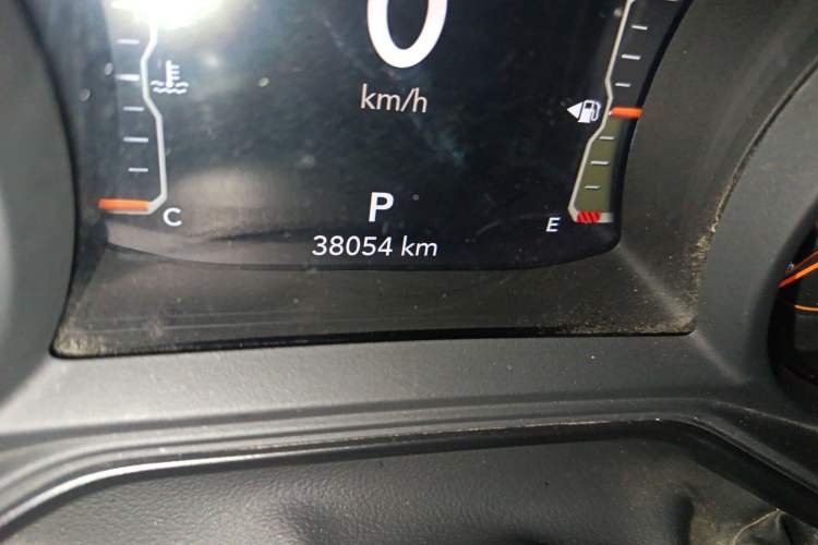 Used Jeep Wrangler 2024 2.0T Robin Hood Four-Door Edition Odometer Close Up