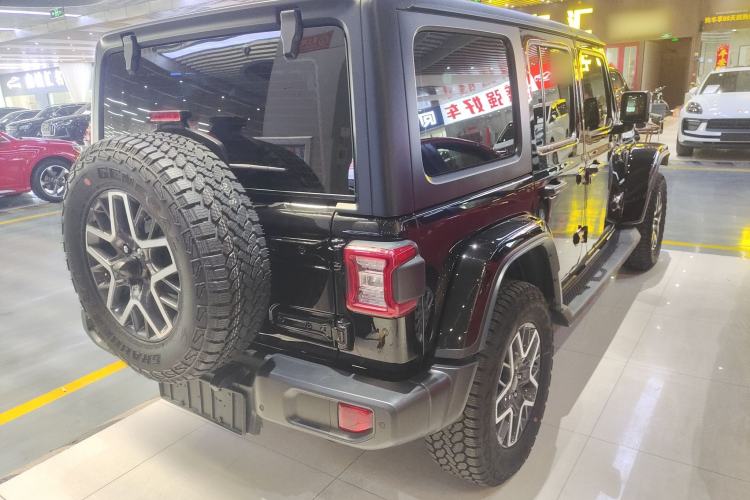 Used Jeep Wrangler 2024 2.0T Sahara Four-Door Edition Rear Right 45 Deg