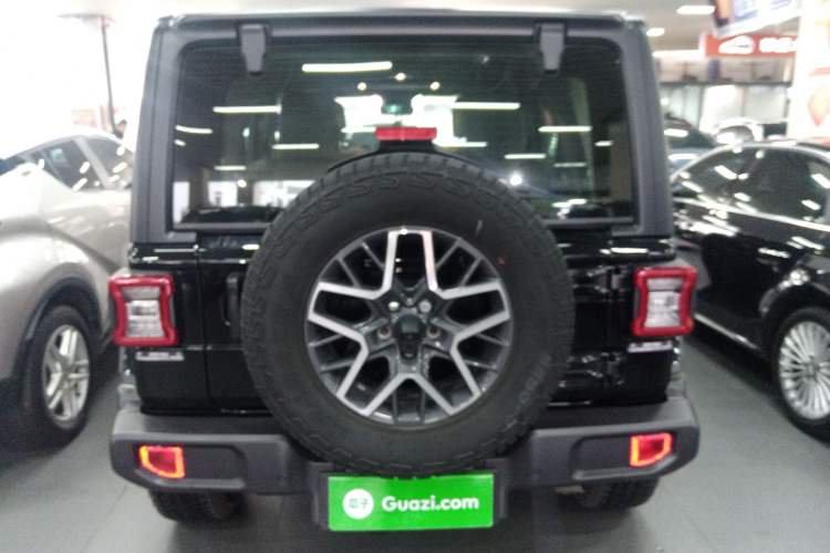 Used Jeep Wrangler 2024 2.0T Sahara Four-Door Edition Rear