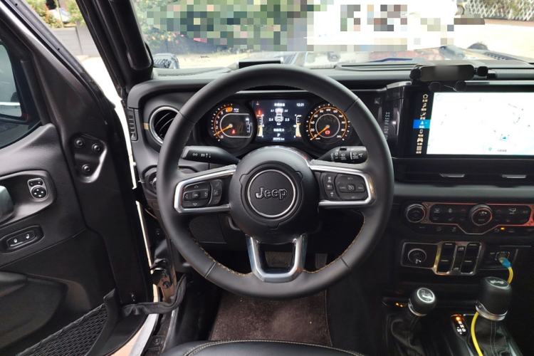 Used Jeep Wrangler 2024 2.0T Sahara Four-Door Edition Steering Wheel