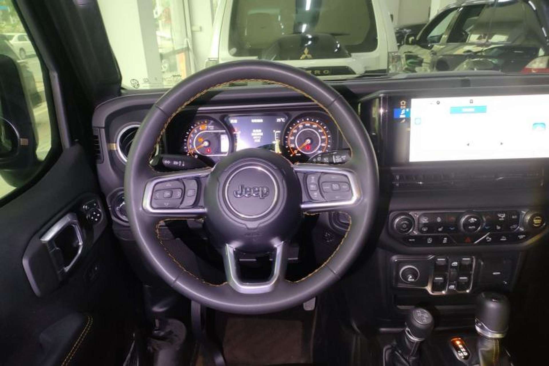 Used Jeep Wrangler 2024 2.0T Sahara Four-Door Edition Steering Wheel