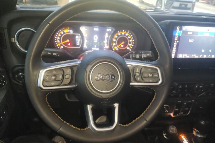 Used Jeep Wrangler 2024 2.0T Sahara Four-Door Edition Steering Wheel