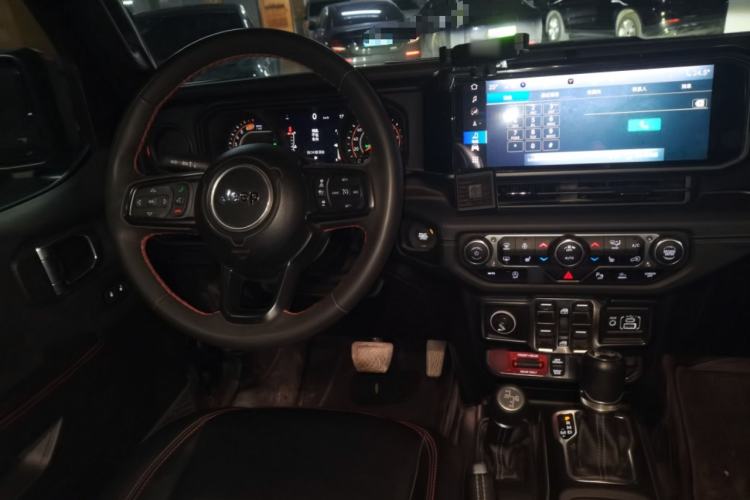 Used Jeep Wrangler 2024 2.0T Robin Hood Four-Door Edition Steering Wheel