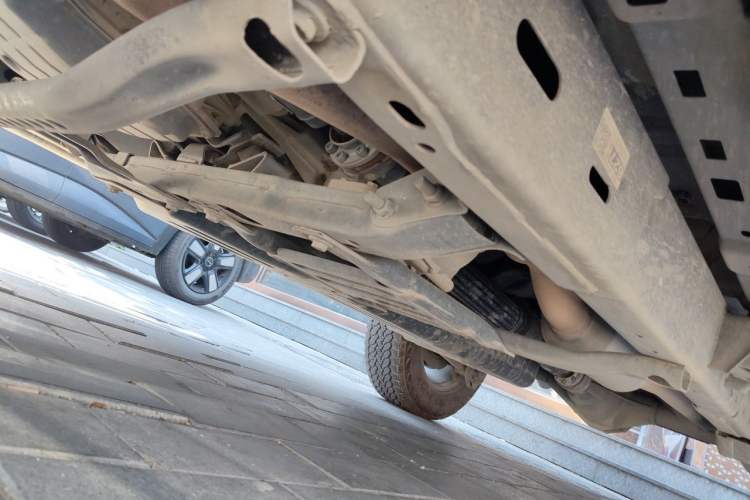 Used Jeep Wrangler 2024 2.0T Sahara Four-Door Edition Chassis Front Left