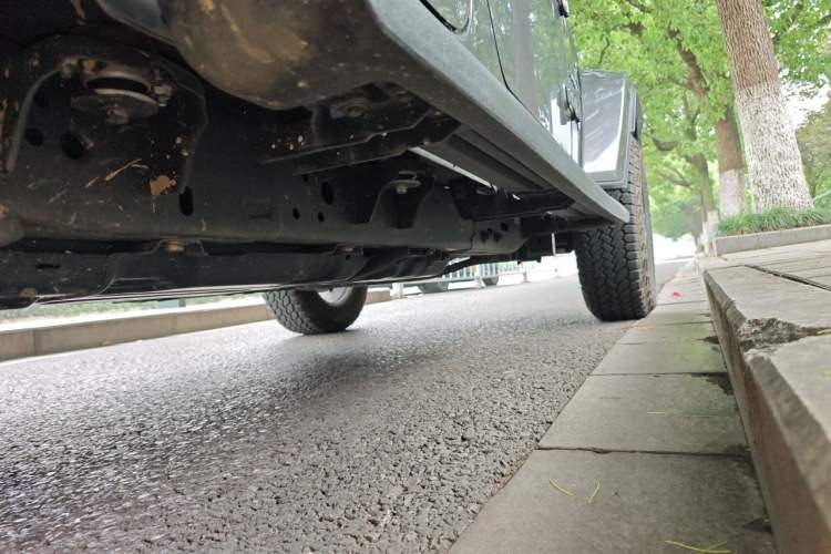 Used Jeep Wrangler 2024 2.0T Sahara Four-Door Edition Chassis Rear Right