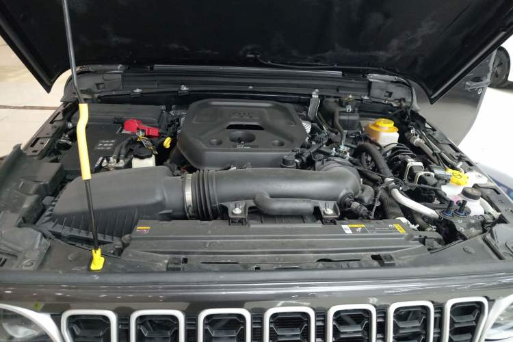 Used Jeep Wrangler 2024 2.0T Sahara Four-Door Edition Engine Bay