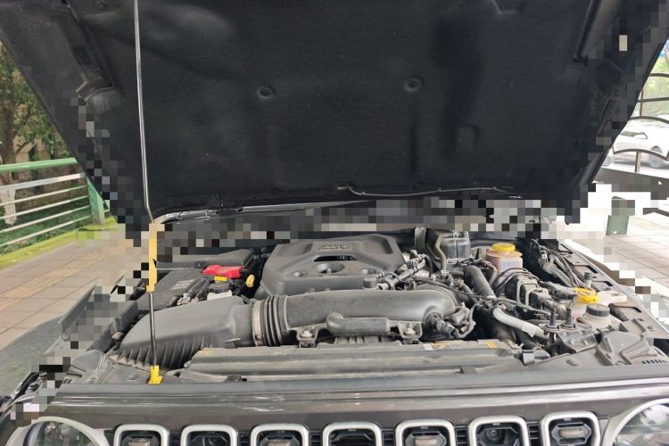Used Jeep Wrangler 2024 2.0T Sahara Four-Door Edition Engine Bay