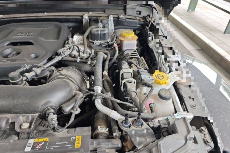 Used Jeep Wrangler 2024 2.0T Sahara Four-Door Edition Engine Bay Left