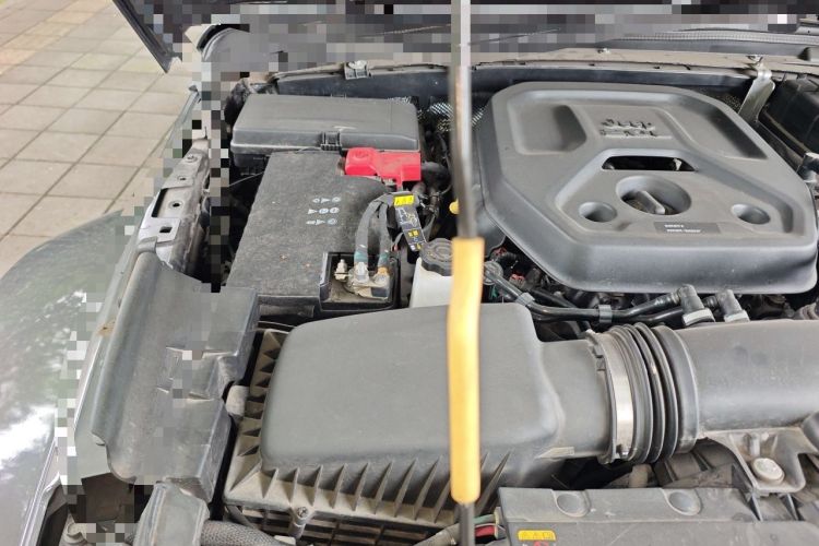Used Jeep Wrangler 2024 2.0T Sahara Four-Door Edition Engine Bay Right