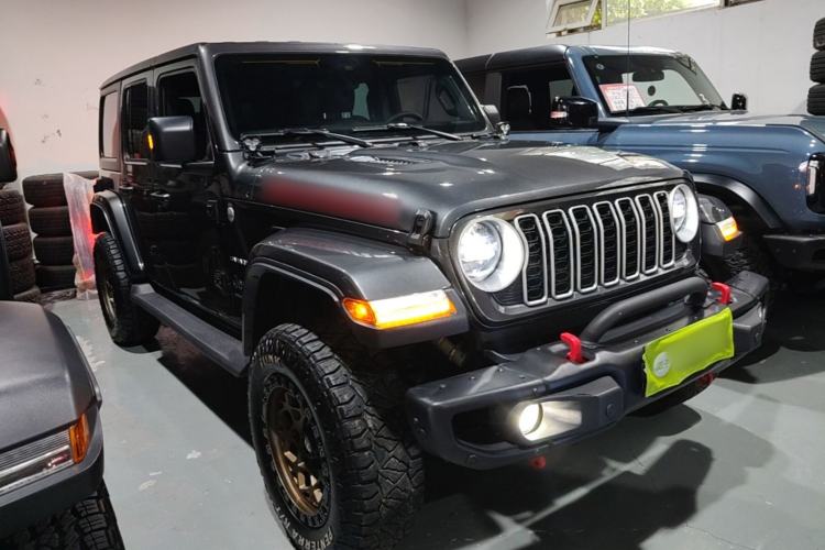 Used Jeep Wrangler 2024 2.0T Sahara Four-Door Edition Exterior 1