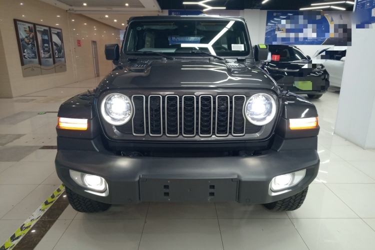 Used Jeep Wrangler 2024 2.0T Sahara Four-Door Edition Front