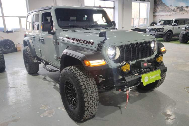 Used Jeep Wrangler 2024 2.0T Robin Hood Four-Door Edition Front Right 45 Deg