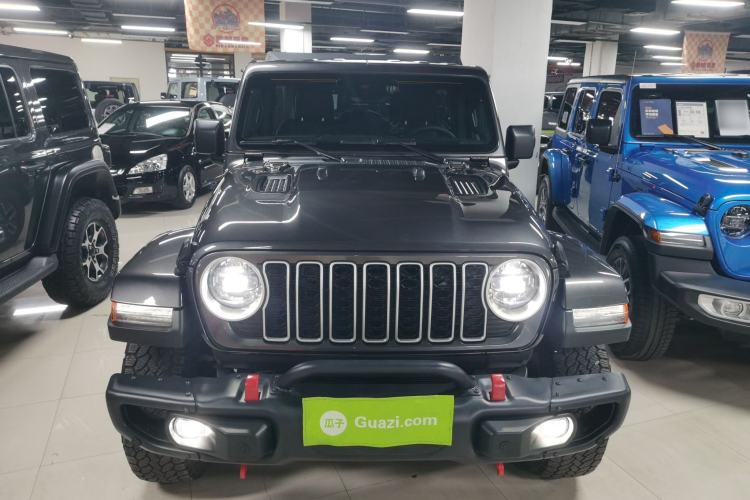 Used Jeep Wrangler 2024 2.0T Sahara Four-Door Edition Front