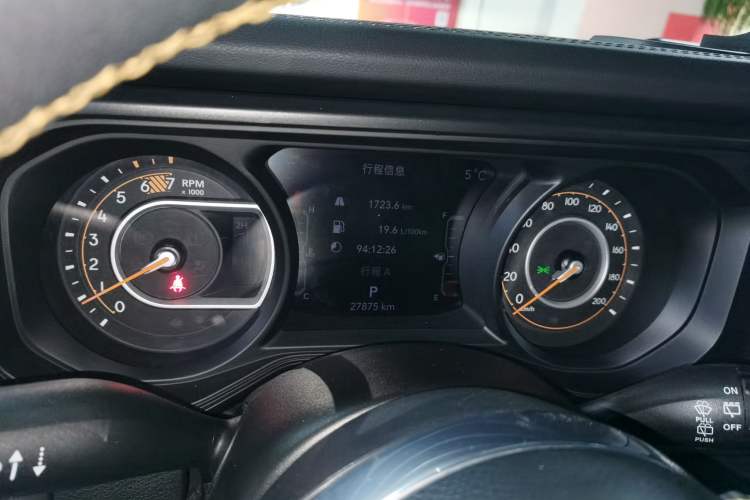 Used Jeep Wrangler 2024 2.0T Sahara Four-Door Edition Instrument Cluster