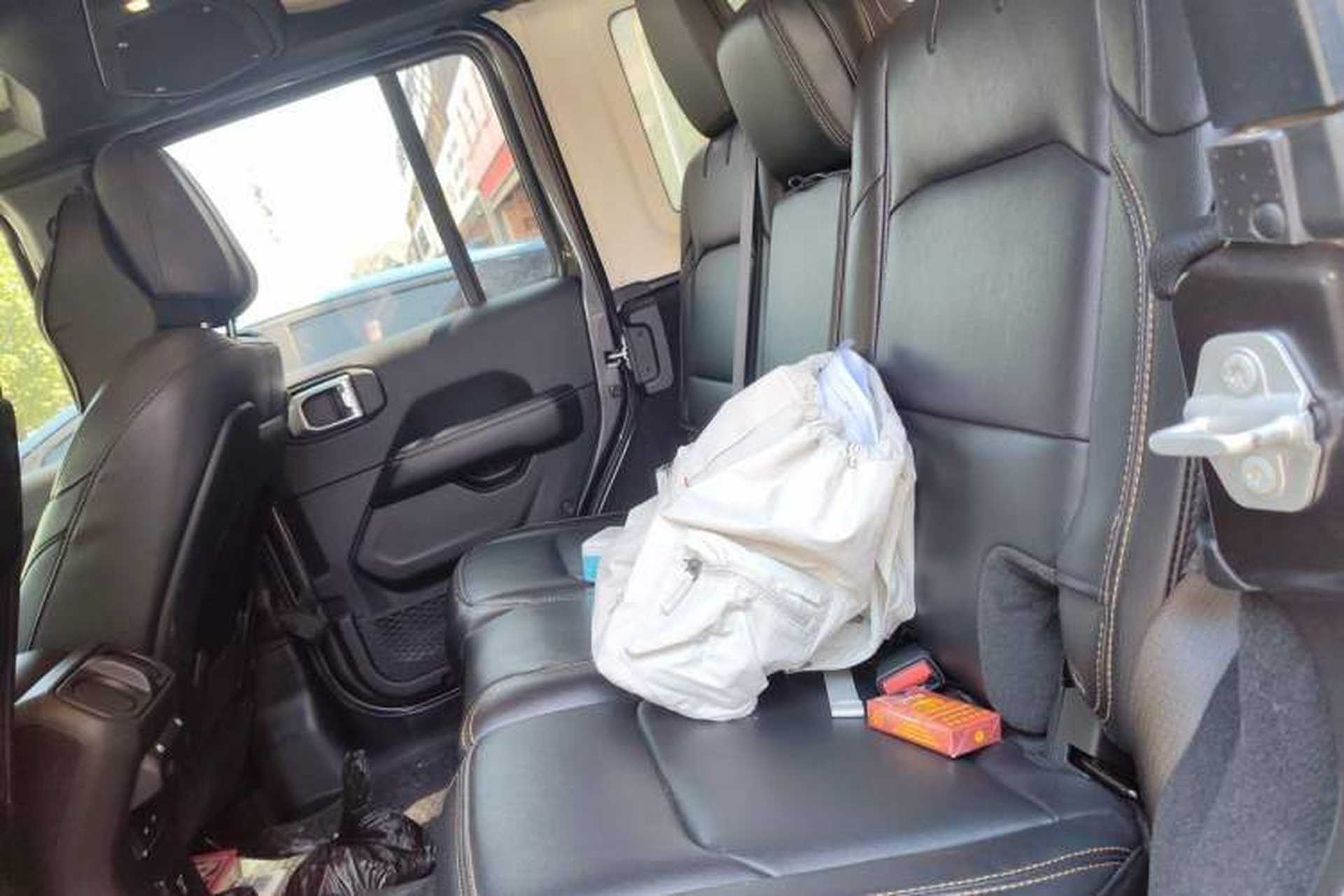 Used Jeep Wrangler 2024 2.0T Sahara Four-Door Edition Left Rear Seat