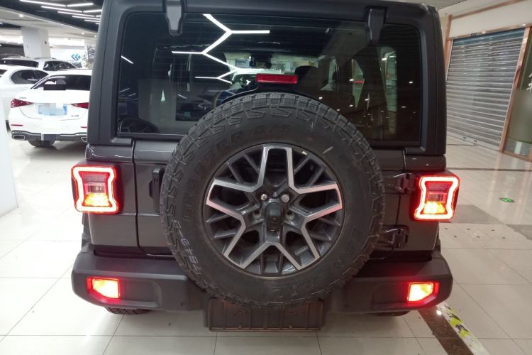 Used Jeep Wrangler 2024 2.0T Sahara Four-Door Edition Rear