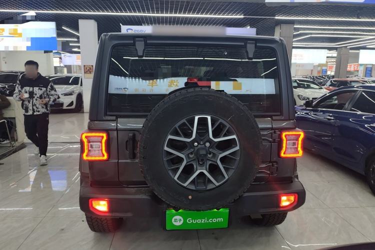 Used Jeep Wrangler 2024 2.0T Sahara Four-Door Edition Rear